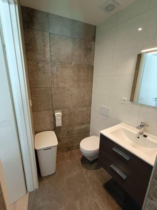 Leuk Appartement 250 Meter Van Strand En Zee! Vlissingen Eksteriør bilde